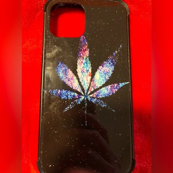 Leaf iPhone 12/12 Pro Case - Picture 10 of 10